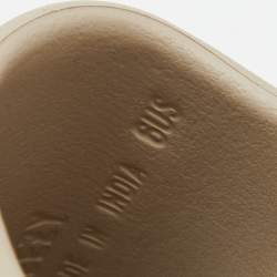 Pre Owned Yeezy x Adidas Beige Rubber Slide Pure Size 39