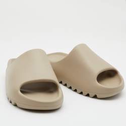Pre Owned Yeezy x Adidas Beige Rubber Slide Pure Size 39