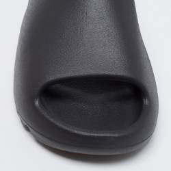 Pre Owned Yeezy x adidas Black Rubber Onyx Flat Slides Size 38