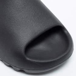 Pre Owned Yeezy x Adidas Black Rubber Onyx Flat Slides Size 40.5