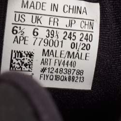 Pre Owned Yeezy x Adidas Black Nylon Boost 700 V2 Mnvn Triple Black Sneakers Size 39 1/3