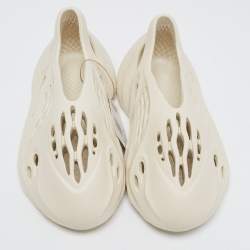 Pre Owned Yeezy x Adidas Cream Rubber Foam RNNR Sneakers Size 39