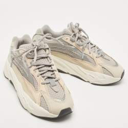 Pre Owned Yeezy x Adidas Multicolor Fabric and Leather Boost 700 V2 cream Sneakers Size 40 2/3