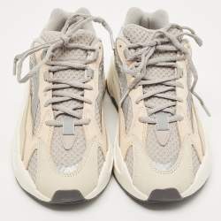 Pre Owned Yeezy x Adidas Multicolor Fabric and Leather Boost 700 V2 cream Sneakers Size 40 2/3