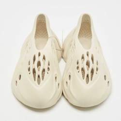 Pre Owned Yeezy x Adidas Cream Rubber Foam RNNR Sneakers Size 38