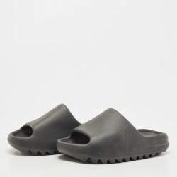 Pre Owned Yeezy x Adidas Black Rubber Onyx Slide Flats Size 38
