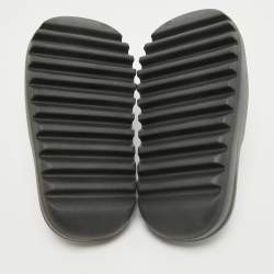 Pre Owned Yeezy x Adidas Black Rubber Onyx Flat Slides Size 37
