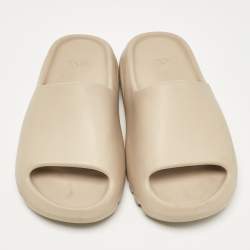 Pre Owned Yeezy x Adidas Beige Rubber Pure Slides Size 38.5