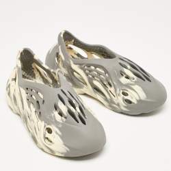 Pre Owned Yeezy x Adidas Grey/Cream Rubber Foam RNNR MXT Moon Gray Sneakers Size 40.5