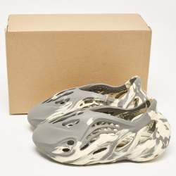 Pre Owned Yeezy x Adidas Grey/Cream Rubber Foam RNNR MXT Moon Gray Sneakers Size 40.5