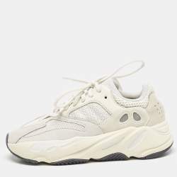 Yeezy x Adidas Cream Suede and Mesh Boost 700 Analog Sneakers Size 39 1/3