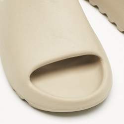Yeezy x Adidas Cream Rubber Resin Flat Slides Size 39