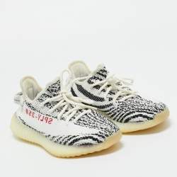Pre Owned Yeezy x Adidas White/Black Knit Fabric Boost 350 V2 Lace Up Sneakers Size 38.5