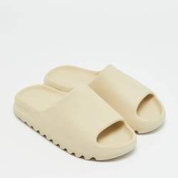 Pre Owned Yeezy x Adidas Cream Rubber Bone Slides Size 40.5