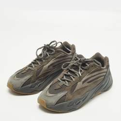 مملوكة مسبقًا حذاء رياضي ييزي x أديداس "بوست 700 ويف رنر" شبك و سويدي متعدد الألوان مقاس 38