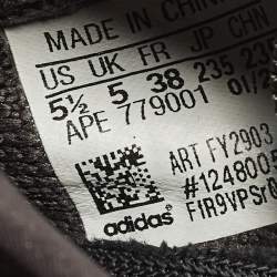 مملوكة مسبقًا حذاء رياضي ييزي x أديداس قماش تريكو رمادي بوست 350 V2 سيندر مقاس 39.5