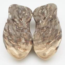 Pre Owned Yeezy x Adidas Cream/Brown Rubber Foam RNNR MX Cream Sneakers Size 39