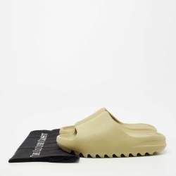 Pre Owned Yeezy x Adidas Green Rubber Resin Slides Size 37