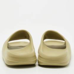 Pre Owned Yeezy x Adidas Green Rubber Resin Slides Size 37