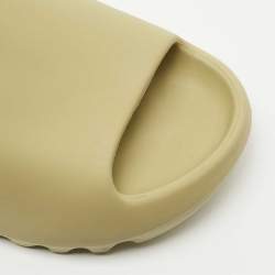 Pre Owned Yeezy x Adidas Green Rubber Resin Slides Size 37