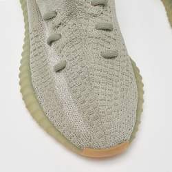 Pre Owned Yeezy x Adidas Green Knit Fabric Boost 350 V2 Desert-Sage Sneakers Size 38