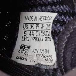 Pre Owned Yeezy x Adidas Two Tone Knit Fabric Boost 350 V2 Carbon Sneakers Size 37 1/3