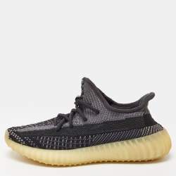 Pre Owned Yeezy x Adidas Two Tone Knit Fabric Boost 350 V2 Carbon Sneakers Size 37 1/3