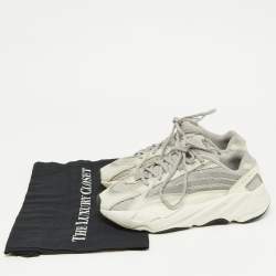 Pre Owned Yeezy x Adidas Grey/Off-White Knit Fabric and Leather Boost 700 V2 Static Sneakers Size 38 2/3