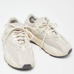 Pre Owned حذاء رياضي ييزي x أديداس بوست 700 أنالوغ شبكة وسويدي كريمي مقاس 38