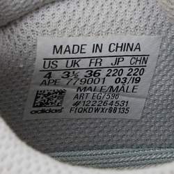 Pre Owned حذاء رياضي ييزي x أديداس بوست 700 أنالوغ شبكة وسويدي كريمي مقاس 38