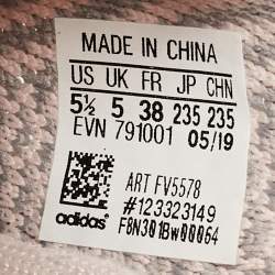 Pre Owned Yeezy x Adidas Grey/Pink Knit Fabric Boost 350 V2 Synth Sneakers Size 38