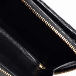 مملوكة مسبقًا Saint Laurent Black Matelassé Leather Monogram Compact Wallet