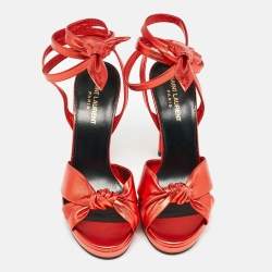 مملوكة مسبقًا Yves Saint Laurent Red Leather Knotted Ankle Wrap Sandals Size 38