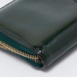 Pre Owned Yves Saint Laurent Green Patnet Leather Belle De Jour Zip Continental Wallet