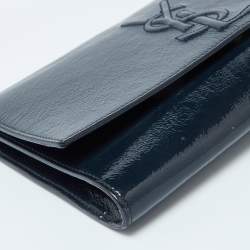 مملوكة مسبقًا حقيبة كلتش بقلاب إيف سان لوران بل دو جور جلد لامع أسود