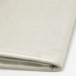 Pre Owned Yves Saint Laurent Silver Leather Belle De Jour Clutch