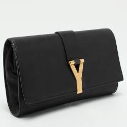 مملوكة مسبقًا Yves Saint Laurent Black Leather Y Line Clutch