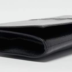 مملوكة مسبقًا Yves Saint Laurent Black Patent Leather Belle De Jour Clutch