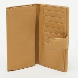 Yves Saint Laurent Beige Leather Belle De Jour Continental Wallet