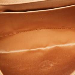 مملوكة مسبقًا Yves Saint Laurent Beige Leather Y Line Flap Clutch