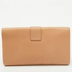 مملوكة مسبقًا Yves Saint Laurent Beige Leather Y Line Flap Clutch