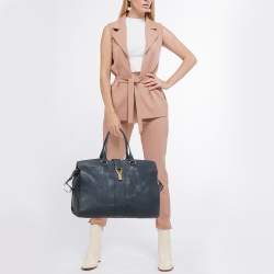 Pre Owned Yves Saint Laurent Navy Blue Leather Large Cabas Chyc Tote