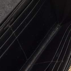 مملوكة مسبقًا محفظة قلاب سان لوران مونوغرام كبيرة جلد أسود ماتيلّاسيه كاساندرا