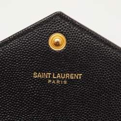 مملوكة مسبقًا محفظة قلاب سان لوران مونوغرام كبيرة جلد أسود ماتيلّاسيه كاساندرا