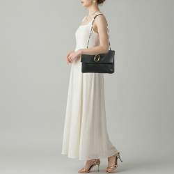 مملوكة مسبقًا حقيبة كتف إيف سان لوران قلاب جلد أسود