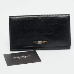 مملوكة مسبقًا Yves Saint Laurent Mombasa Black Leather Continental Wallet