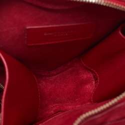 مملوكة مسبقًا Saint Laurent Heart Fringe Red Suede Chain Crossbody Bag