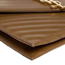 مملوكة مسبقًا حقيبة كلتش سان لوران جلد ماتيلاس بني فاتح بسلسلة