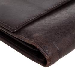 مملوكة مسبقًا Yves Saint Laurent Brown Leather Trifold Wallet