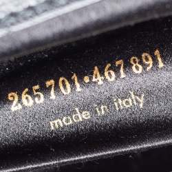 مملوكة مسبقًا Yves Saint Laurent Black Textured Leather Y-Ligne Clutch